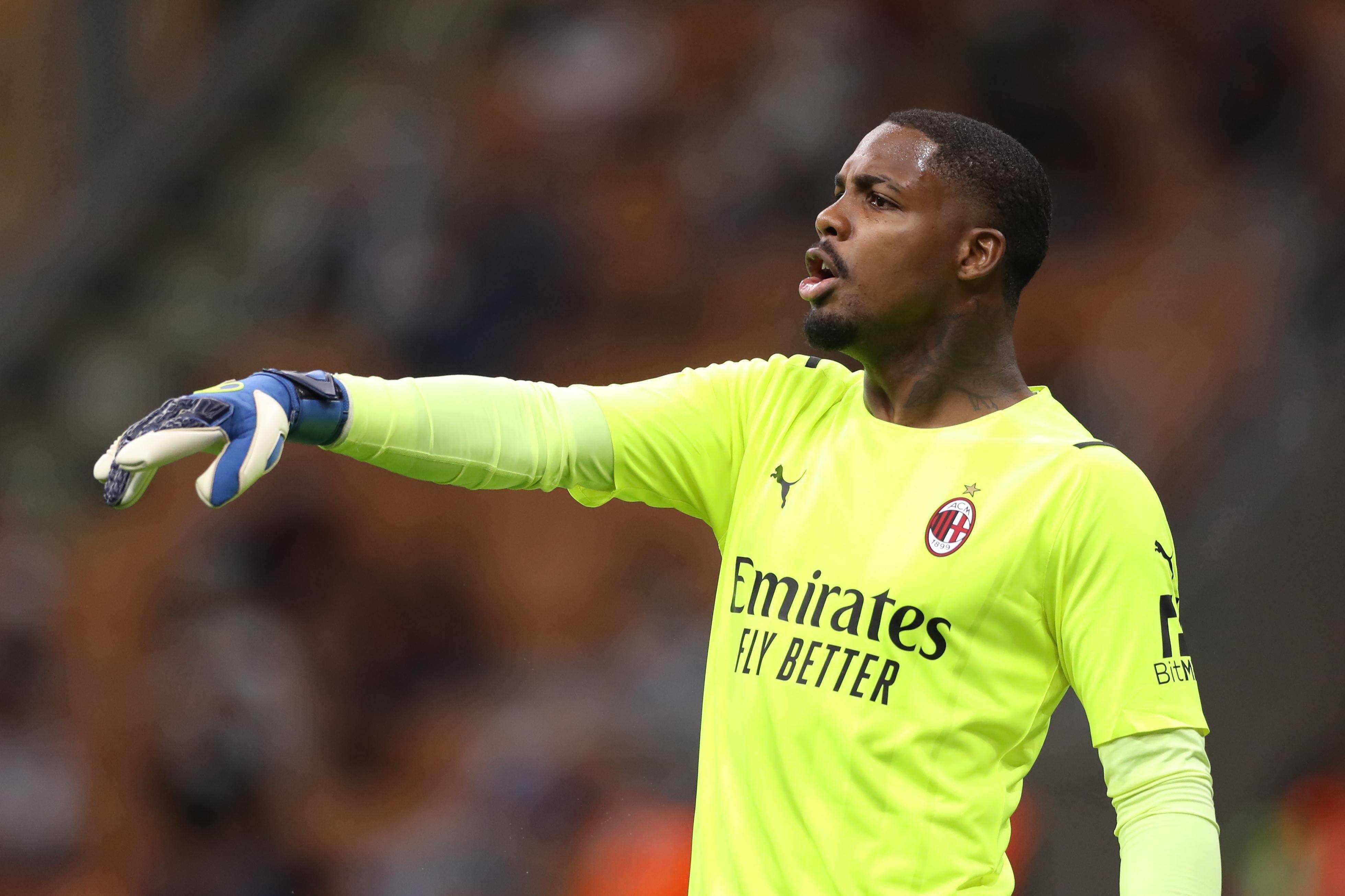 不但稳居积 不但稳居积