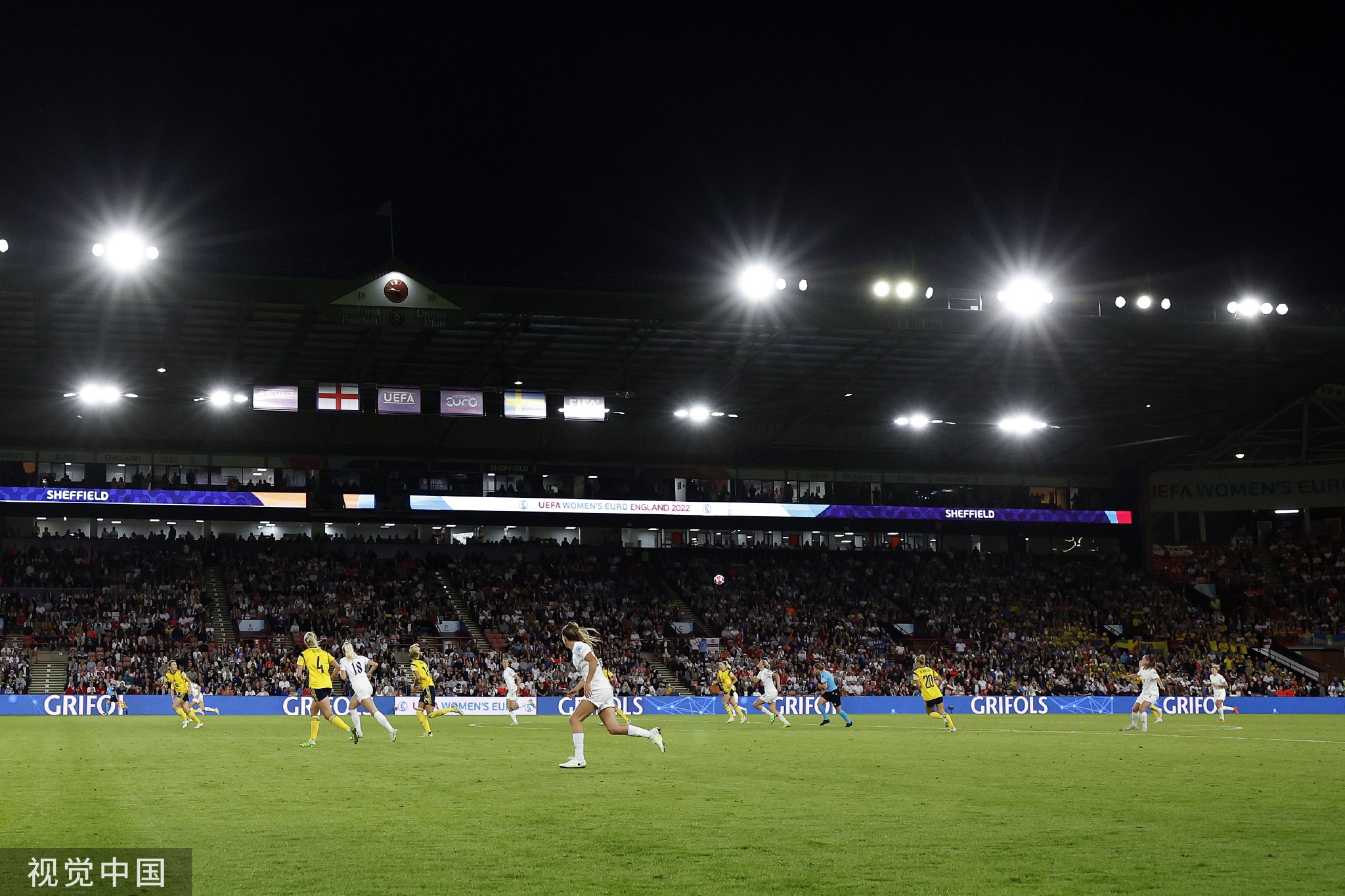 兹联虽然排 兹联虽然排