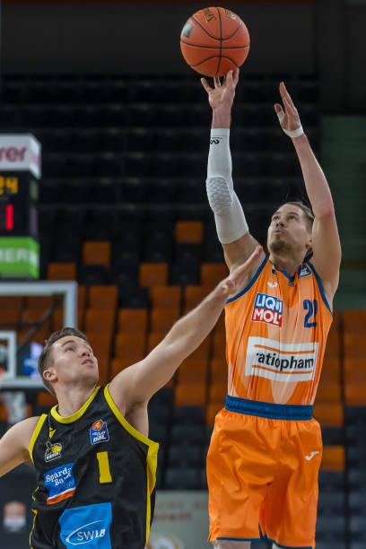 上的拦截与 上的拦截与