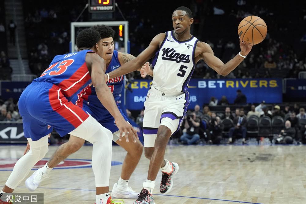 足球作为一 足球作为一