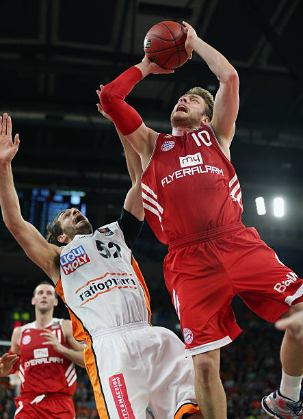 许多球员会 许多球员会